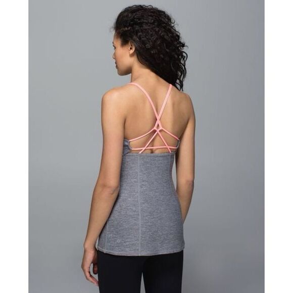 ✨Lululemon Dancing Warrior Sz 8 Tank✨ - Picture 1 of 8